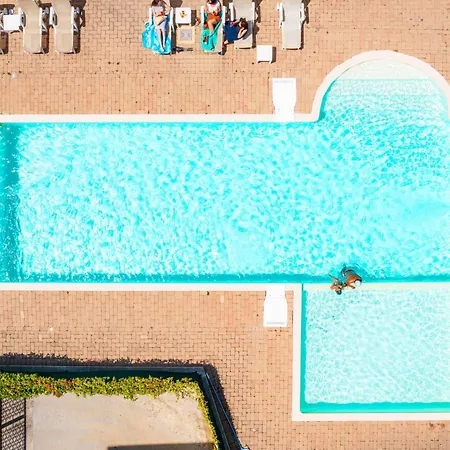 Playa Sirena Aparthotel 4*