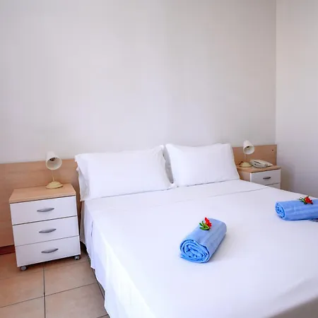 Playa Sirena Aparthotel 4*