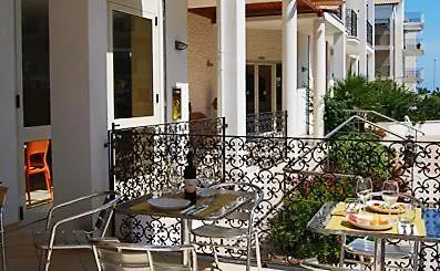 Aparthotel Playa Sirena 4*